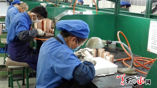 西電天水合金加快產(chǎn)品結(jié)構(gòu)轉(zhuǎn)型升級，引領(lǐng)有色金屬壓延加工行業(yè)創(chuàng)新